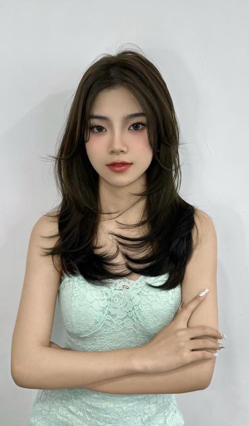 头发颜色怎么搭配好看图片