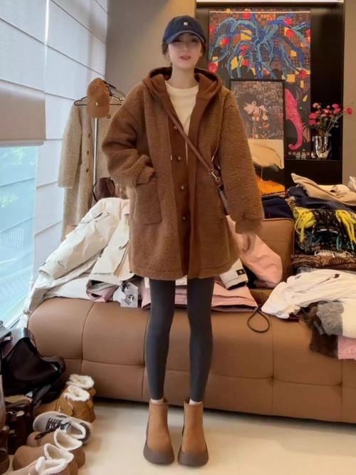 中长皮毛大衣怎么搭配