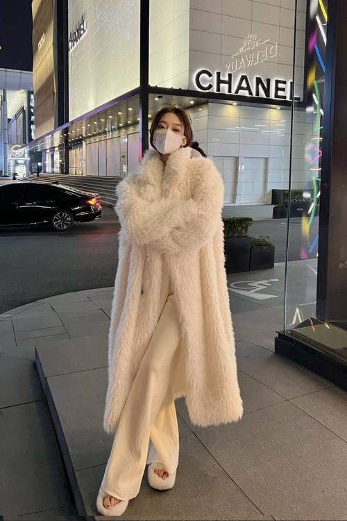 毛大衣怎么搭配图片