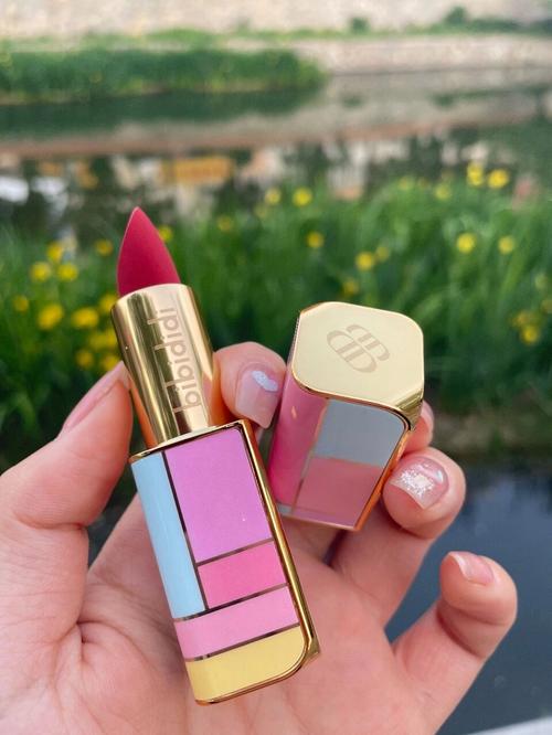 安利最新口红图片