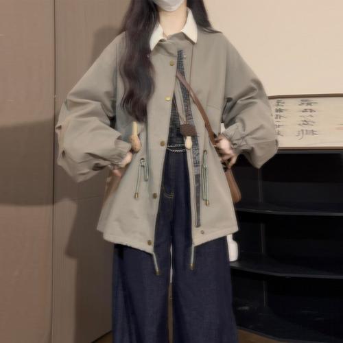 女冬季短款上衣外套怎么搭配