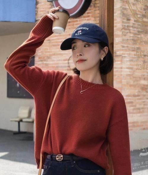 肤色暗沉穿什么颜色