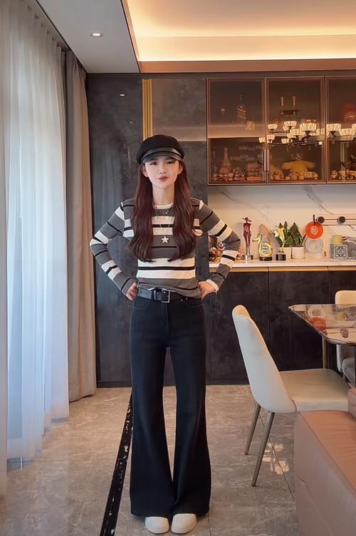 中长t恤外套怎么搭配