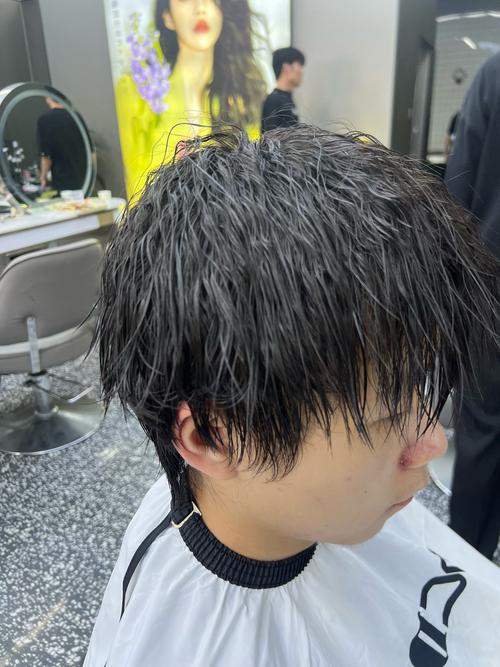 头发打薄什么意思