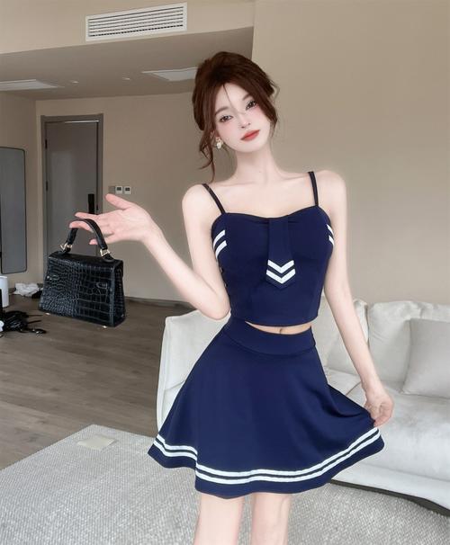 上镜穿什么颜色衣服