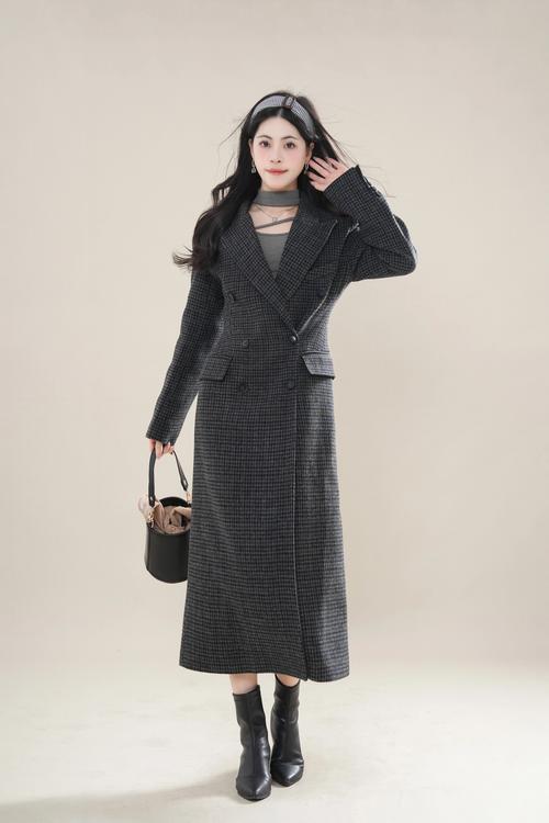 收腰毛呢怎么搭配图片