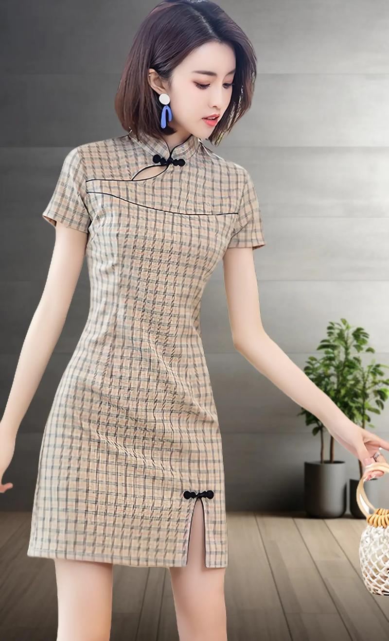 短款旗袍配什么鞋子