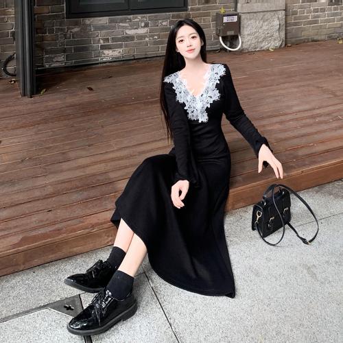 女士长裙冬季怎么搭配衣服