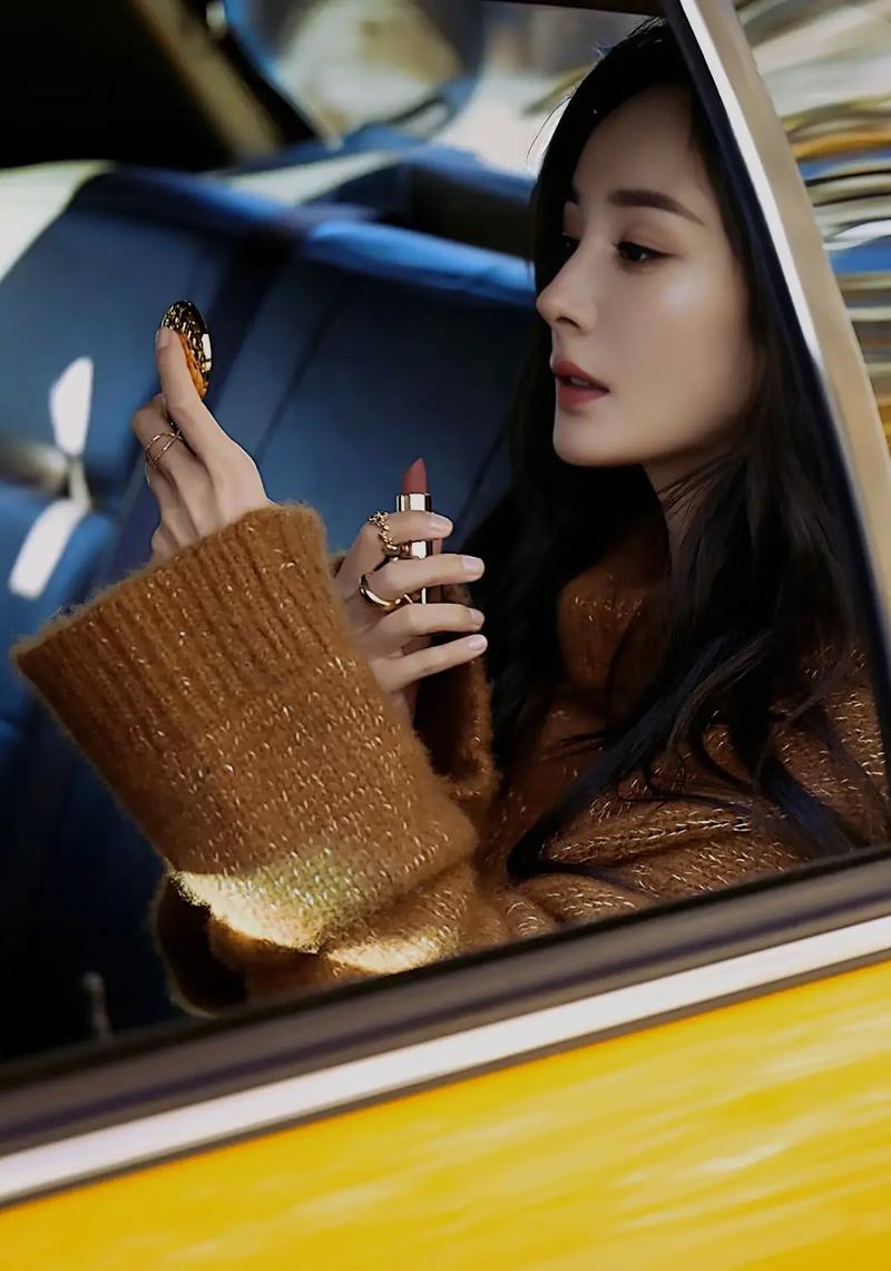 雅诗兰黛最新眉毛