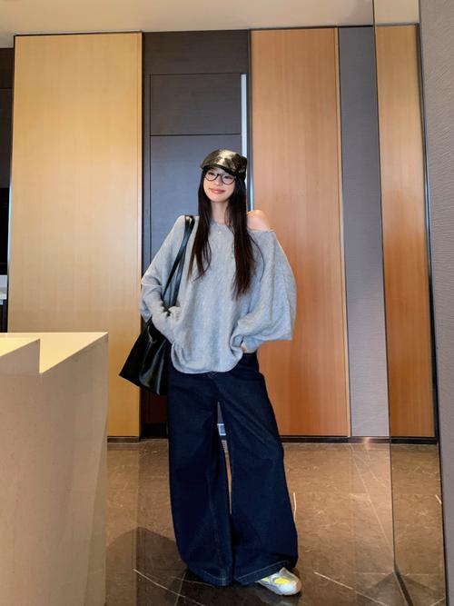 长蝙蝠衫怎么搭配