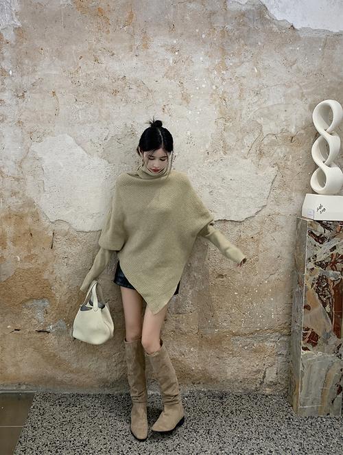 长蝙蝠衫怎么搭配