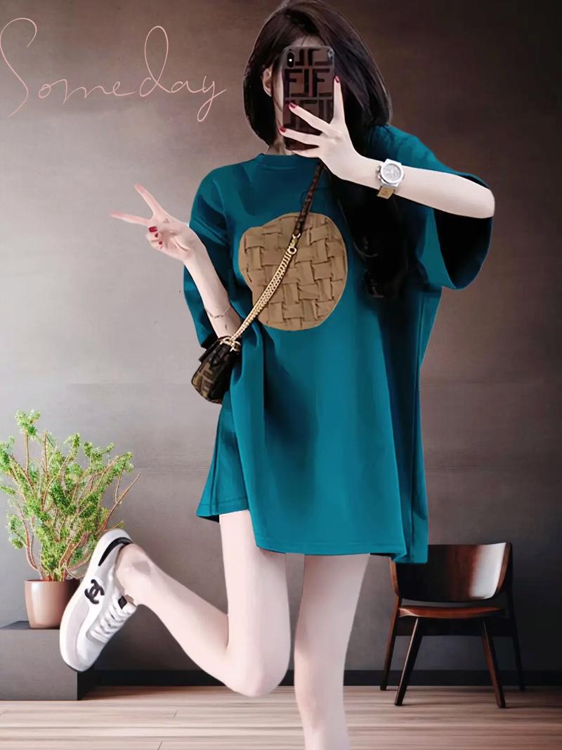 中长短袖上衣怎么搭配