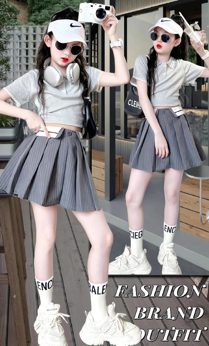 校服衣服瘦怎么搭配好看图片欣赏