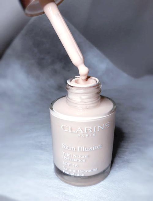 娇韵诗最新粉底