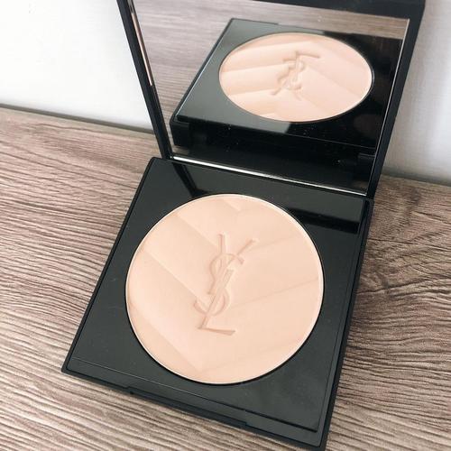 ysl粉饼最新