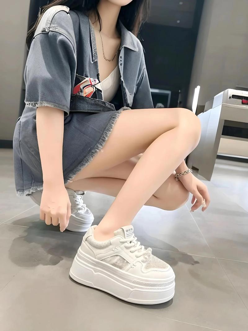 松糕皮鞋怎么搭配图片