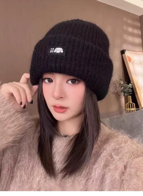 圆脸带什么帽子好看