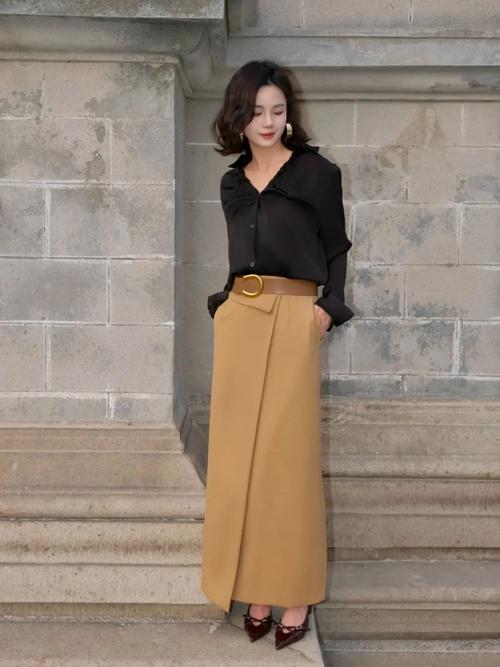 裙子大了怎么搭配衣服图片