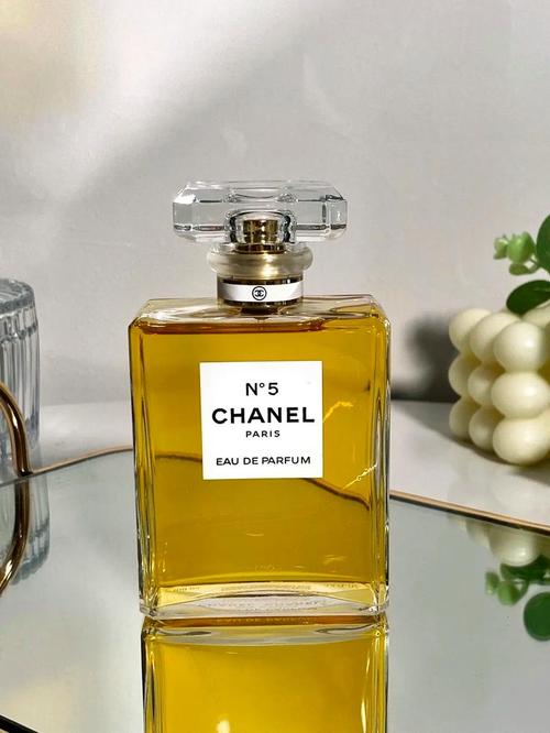 香奈儿最新款香水五号