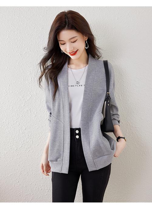 女休闲秋装上衣外套怎么搭配图片大全