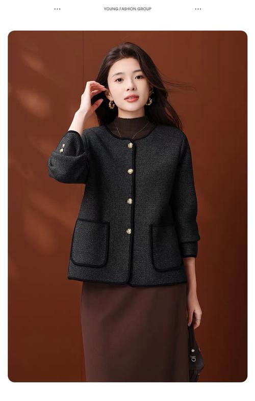 女休闲秋装上衣外套怎么搭配图片大全