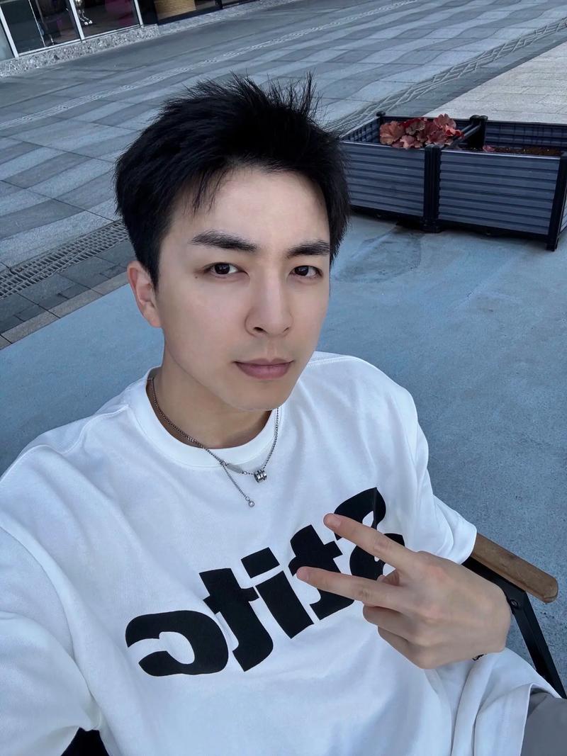 双鱼座适合什么发型