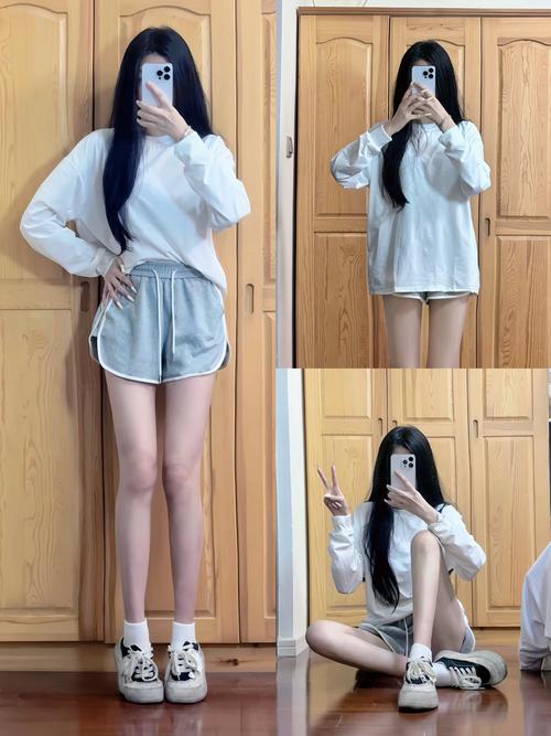 女生白t恤怎么搭配