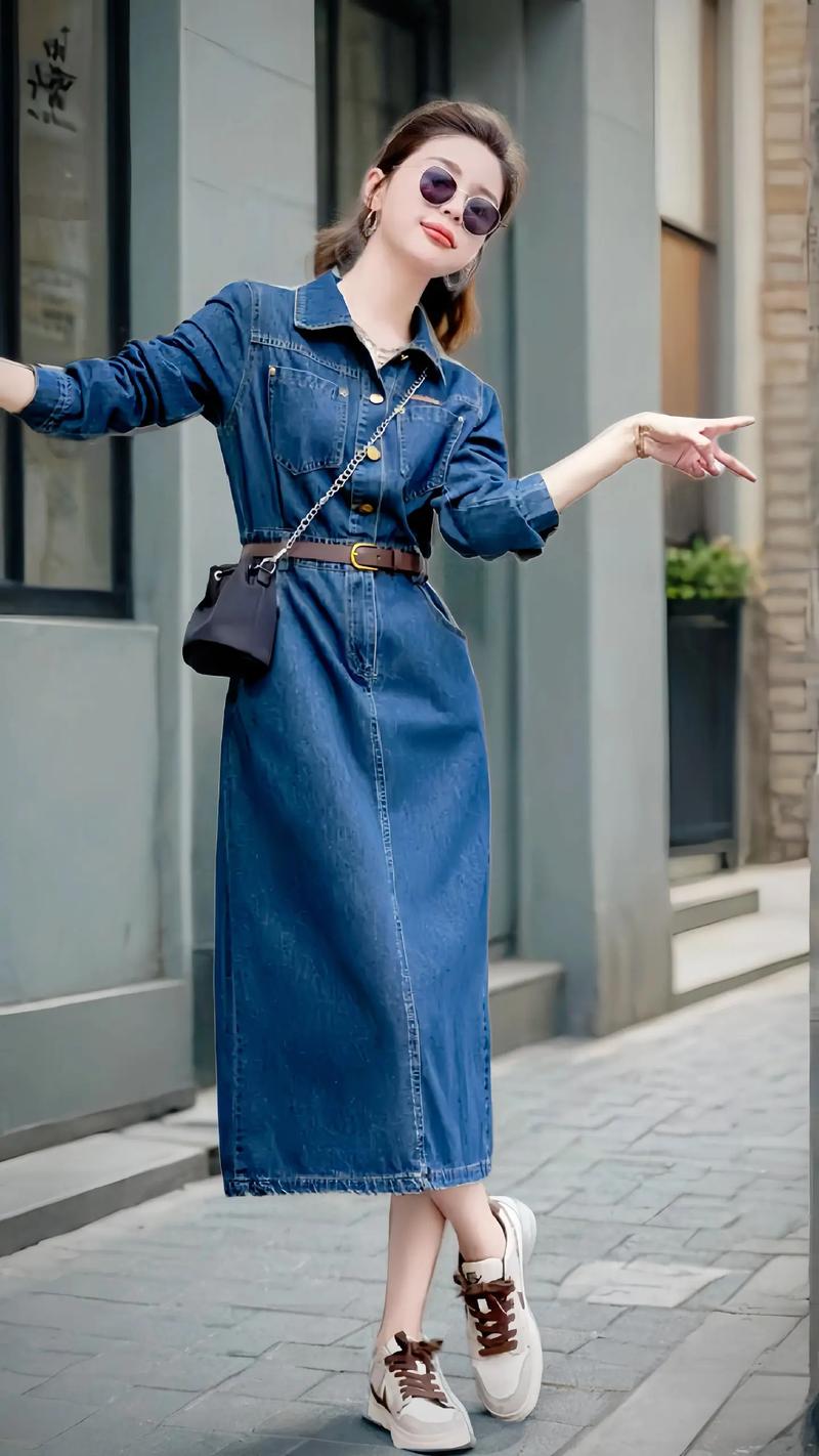 牛仔蓬蓬连衣裙怎么搭配什么外套好看