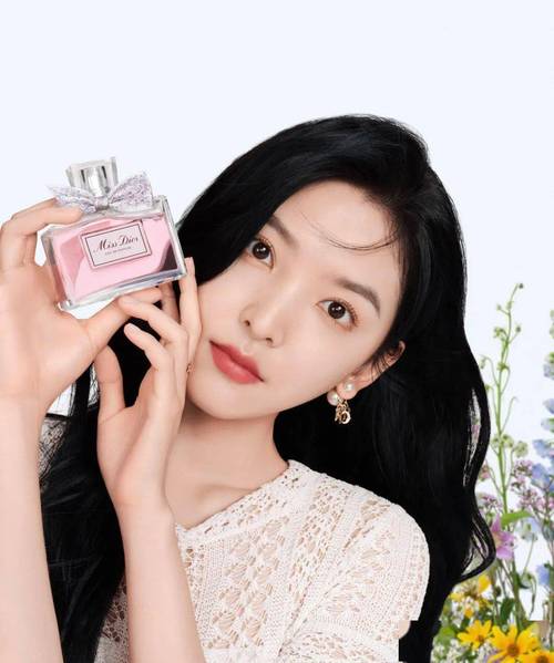 迪奥香水最新的代言人