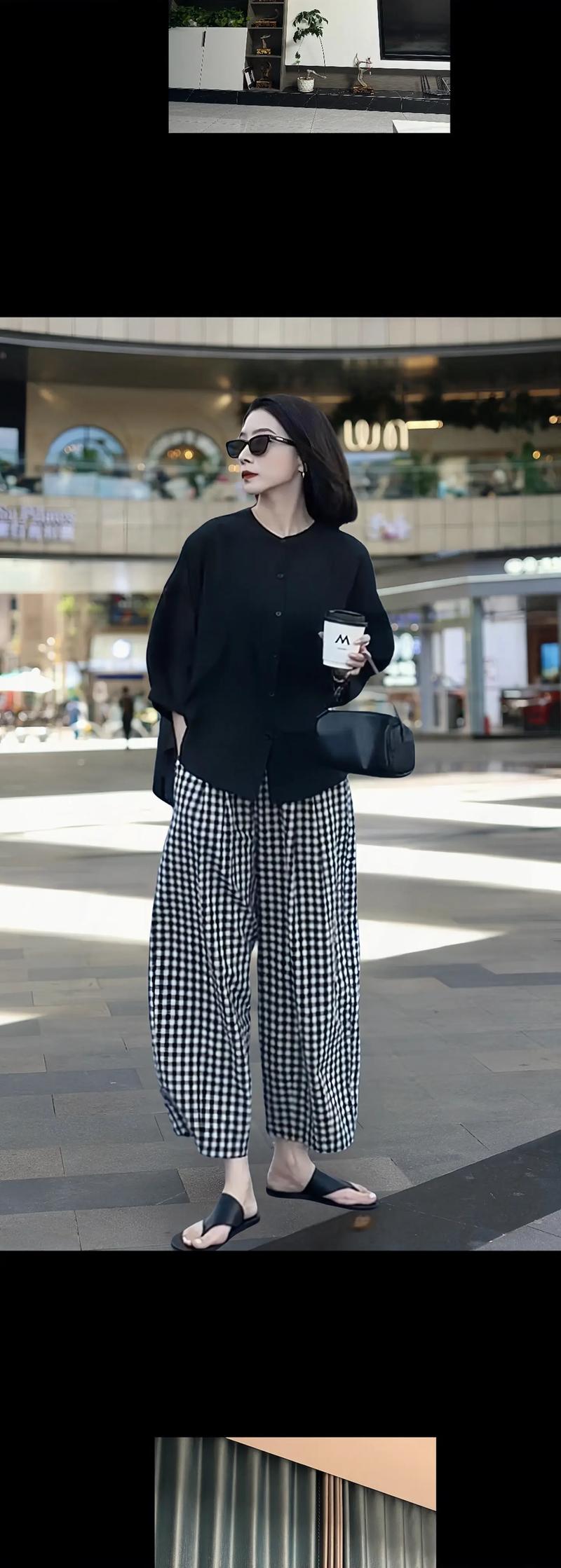 深色衣服配什么裤子