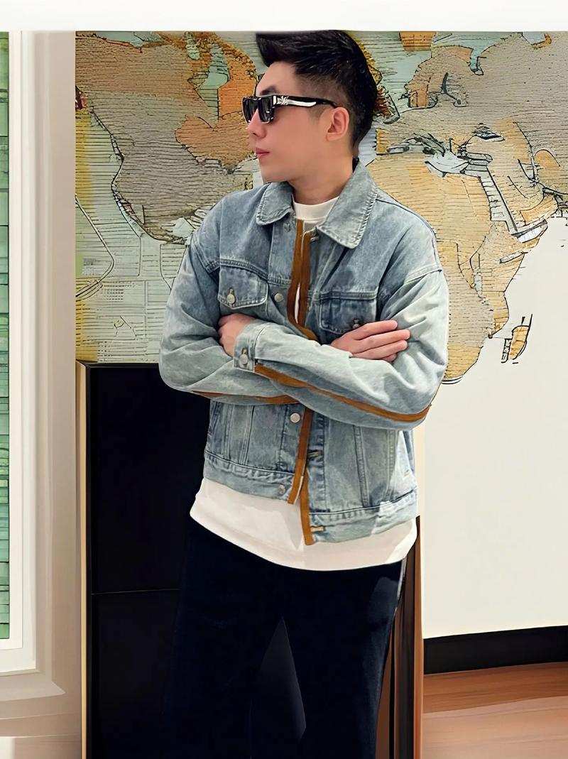 男款短牛仔衣怎么搭配什么裤子好看图片