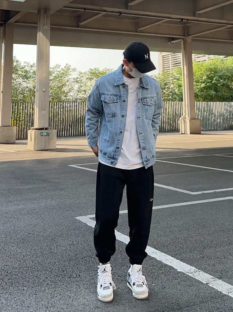 男款短牛仔衣怎么搭配什么裤子