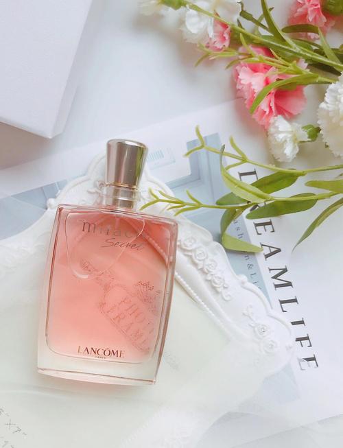 兰蔻最新款香水图片