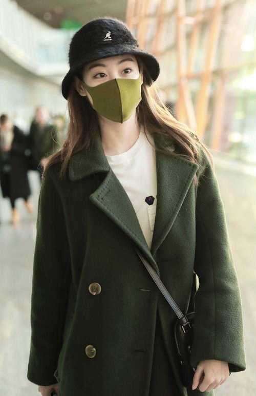 绿颜色帽子怎么搭配