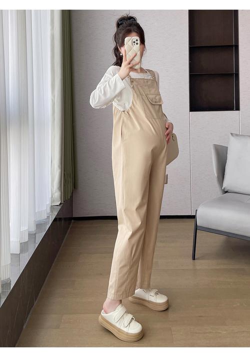 孕妇长裤怎么搭配