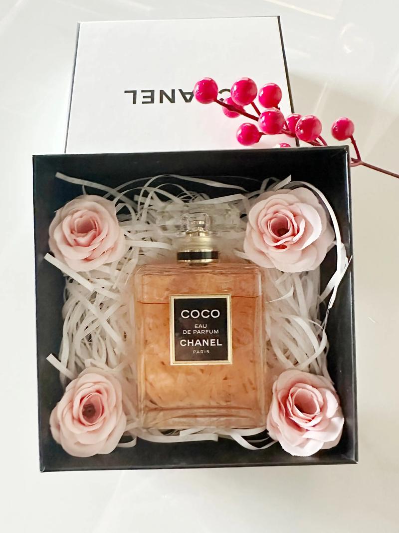 香奈儿最新香水图片