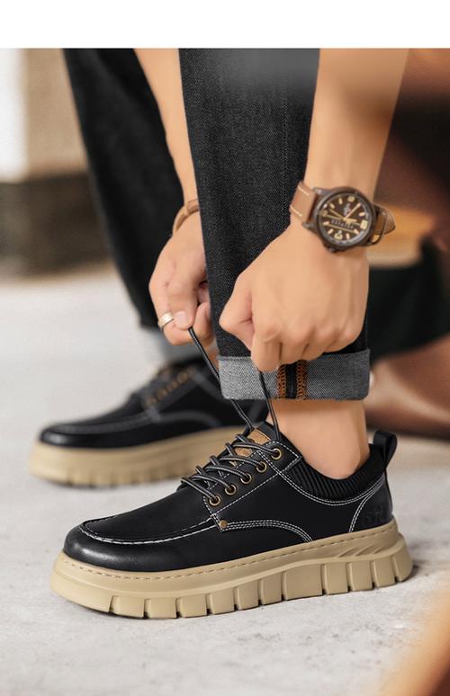 夏天工装鞋怎么搭配衣服