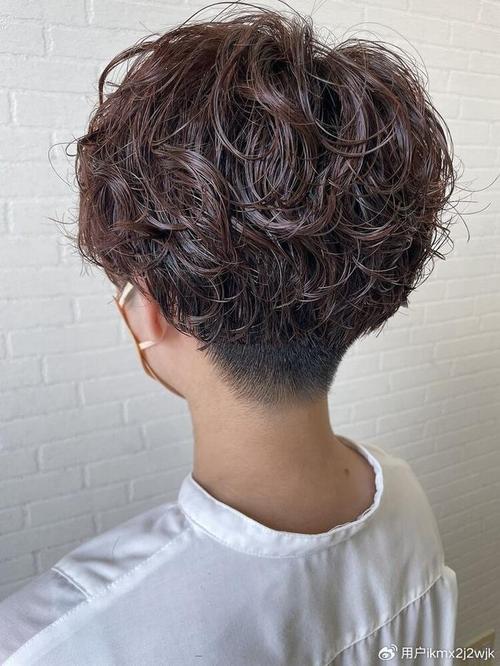 短发烫什么样的好看