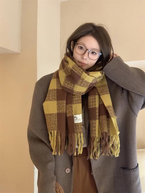 什么颜色的围巾百搭