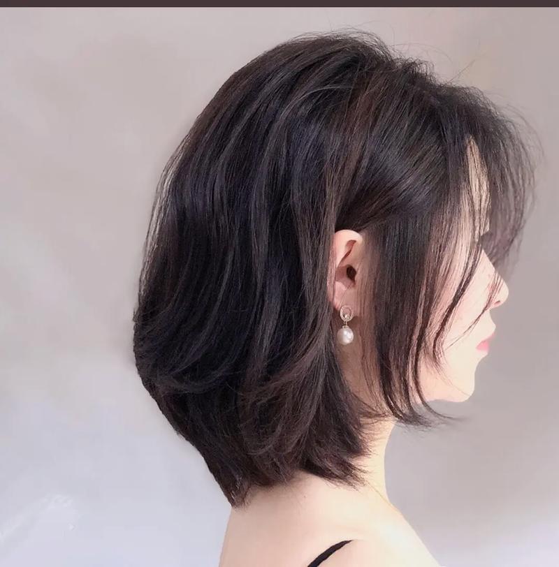 自然卷剪什么短发