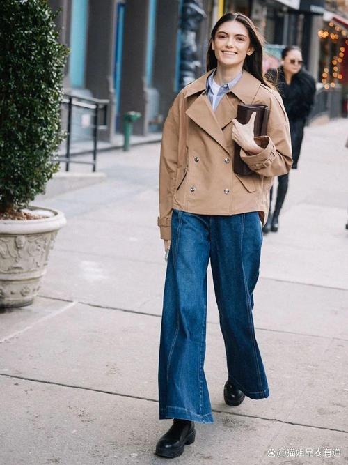 短款风衣怎么搭配图片