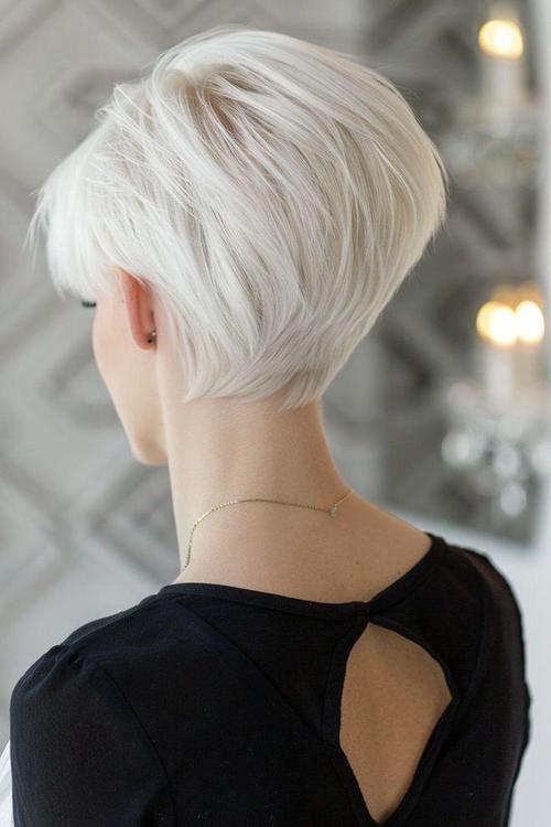 花白头发怎么搭配衣服