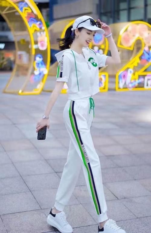 运动服怎么搭配好这