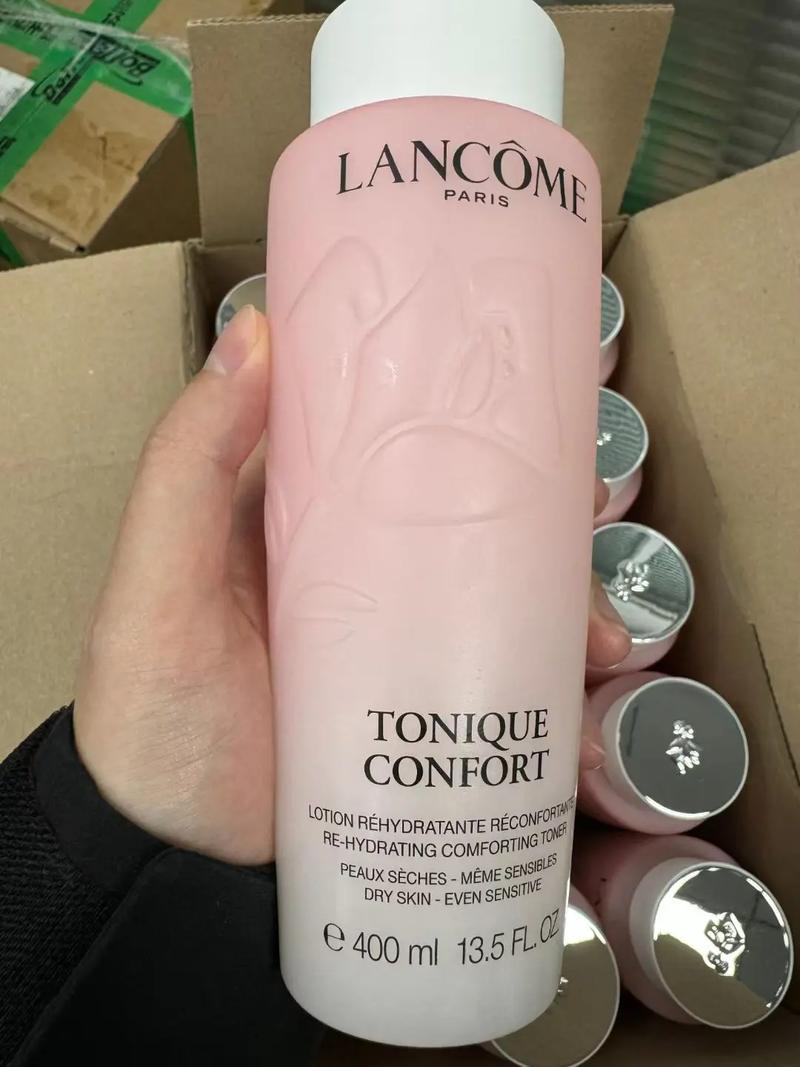 兰蔻粉水最新款图片