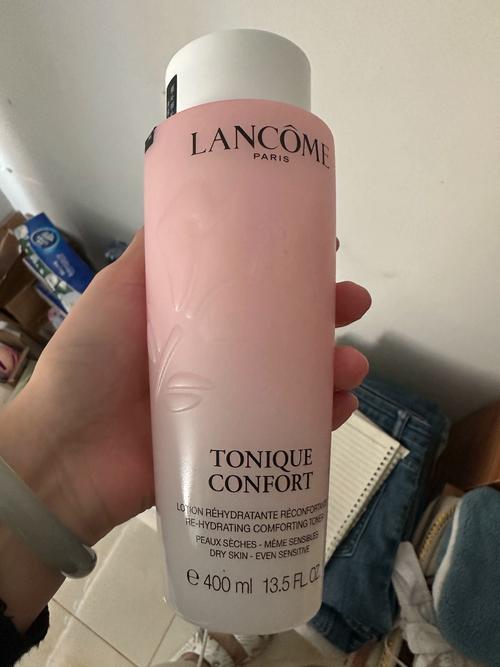 兰蔻粉水最新款图片