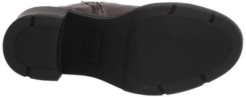 平底灰色长靴怎么搭配