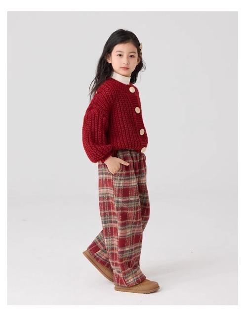 冬装红裤子怎么搭配