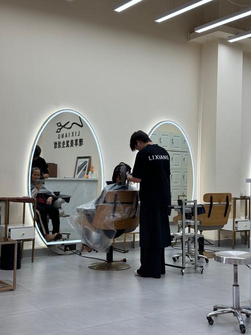 美发店最新模式