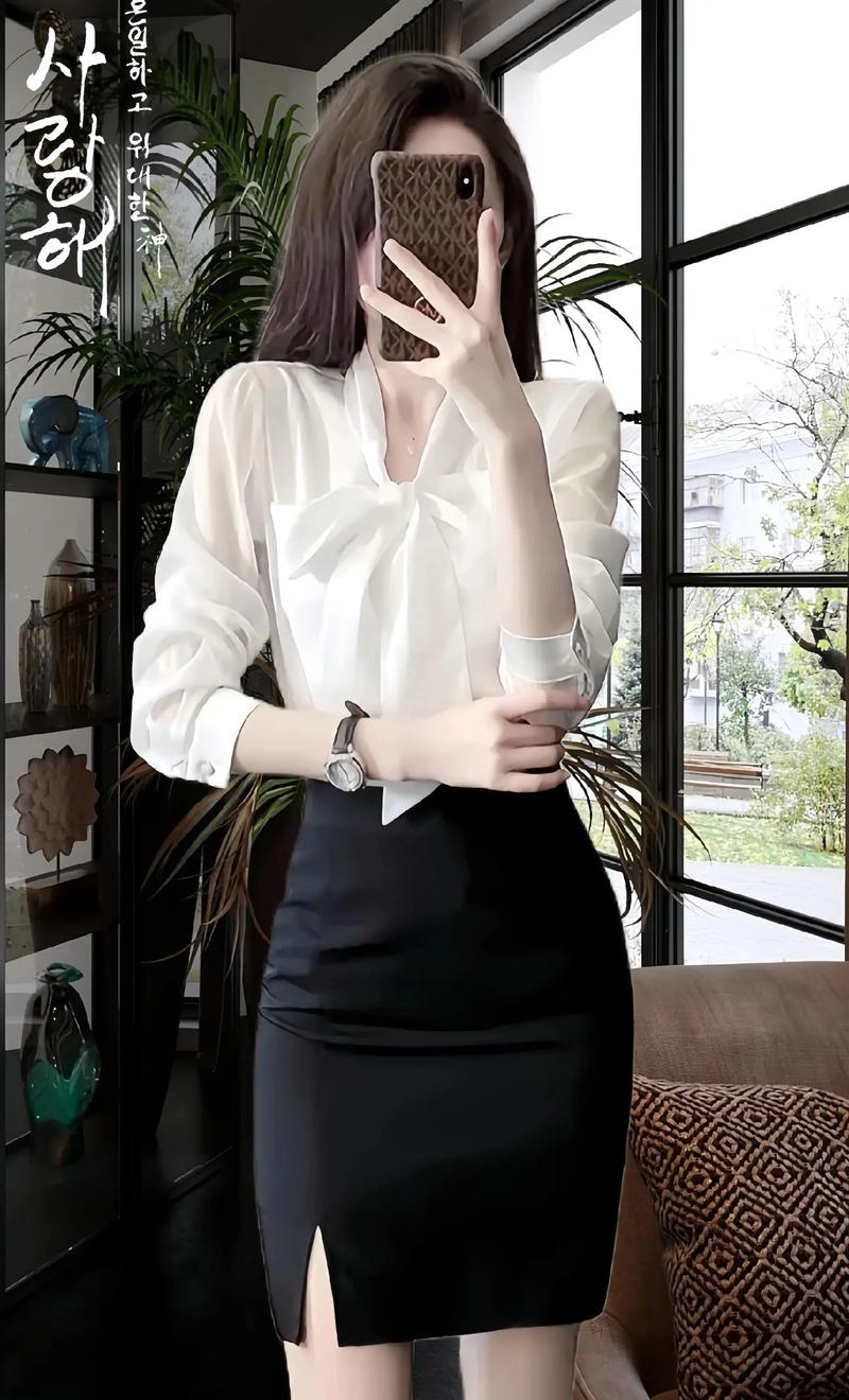 衬衫包臀裙怎么搭配