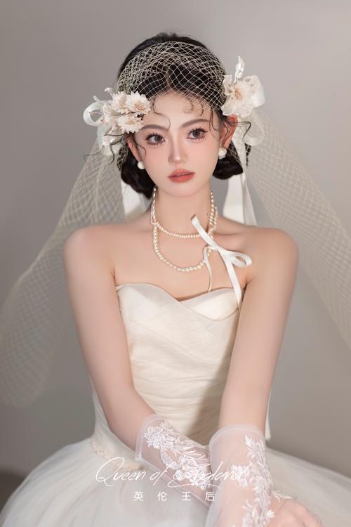 最新时尚新娘造型图片